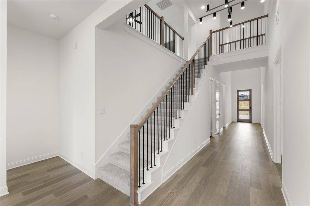 Lavon, TX 75166,1716 Hillside Stroll Drive