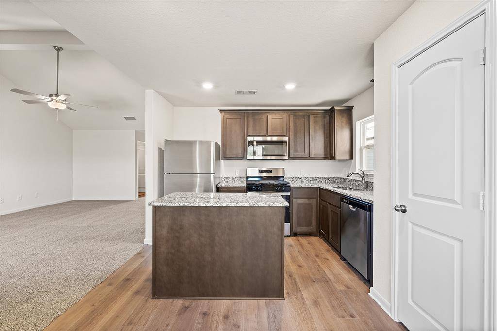 Fort Worth, TX 76108,920 Burlington Avenue