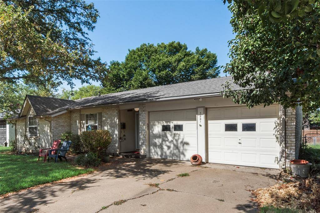 Mesquite, TX 75149,1221 Greenway Drive