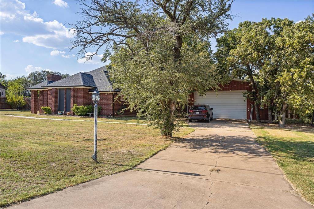 Granbury, TX 76048,614 Overhill Road