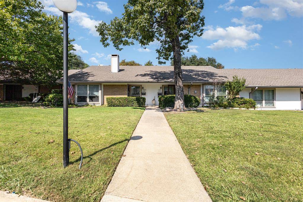 Dallas, TX 75240,13611 Flagstone Lane