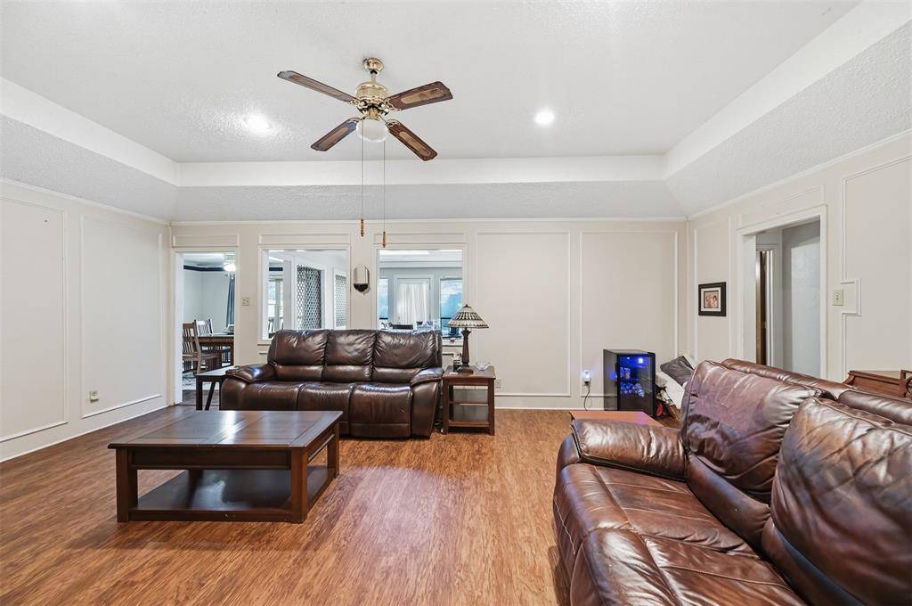 Grand Prairie, TX 75050,117 Oakhaven Drive