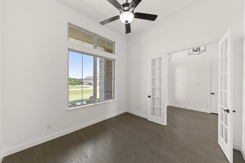 Sunnyvale, TX 75182,409 Spoonbill Road