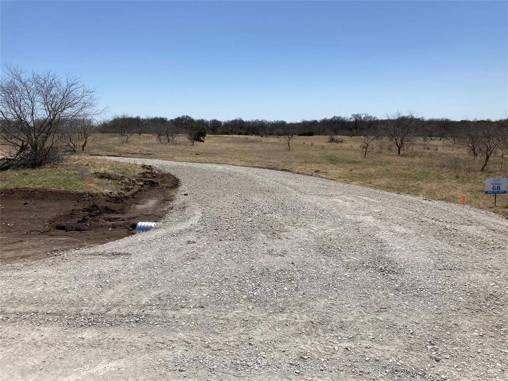 Blum, TX 76627,412 Private Road 190