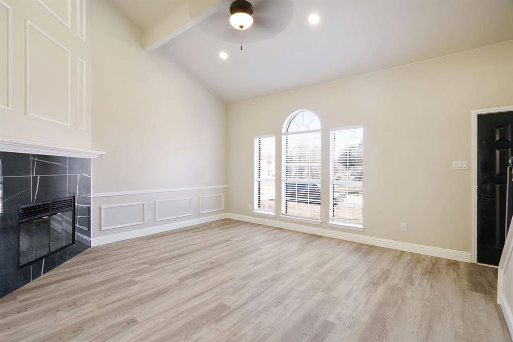 Arlington, TX 76001,6702 Flamewood Drive