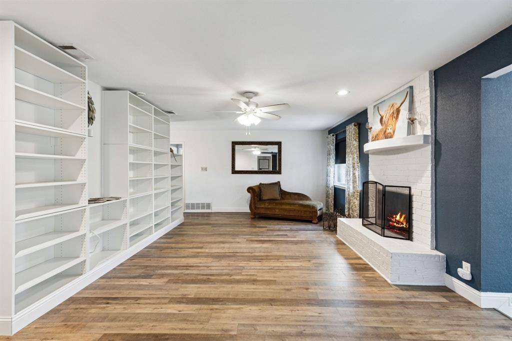 Keller, TX 76248,405 College Avenue