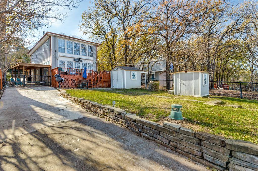 Weatherford, TX 76087,1152 W Lake Drive