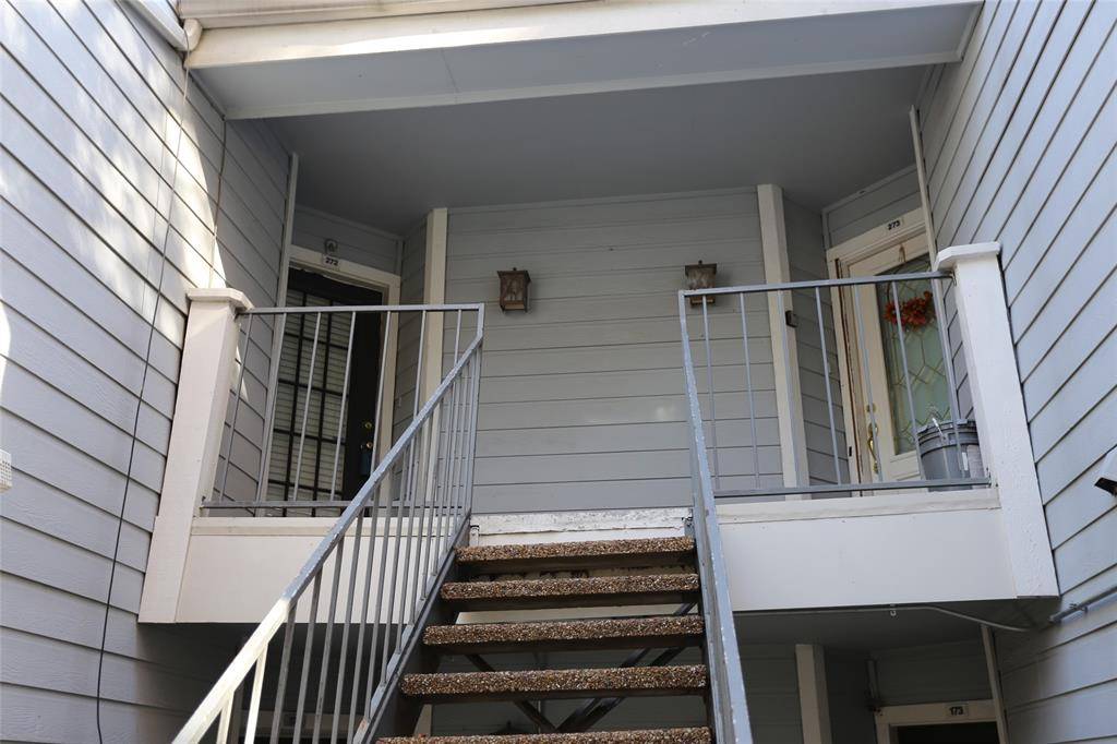 Irving, TX 75038,3406 Country Club Drive W #272