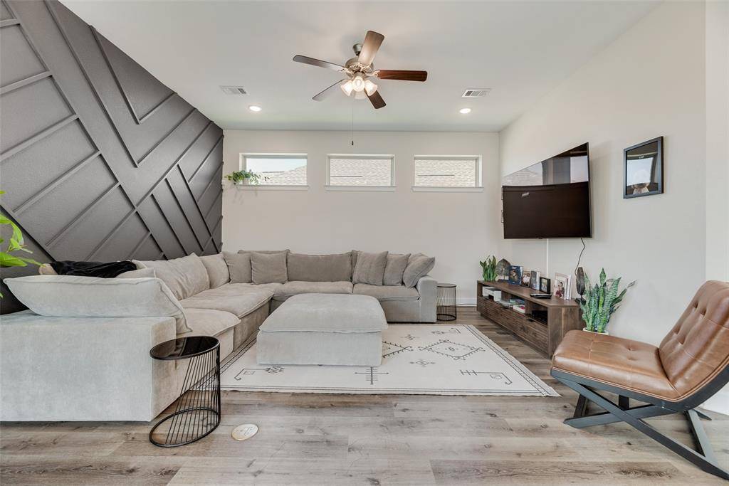 Argyle, TX 76226,912 Lamp Post Lane