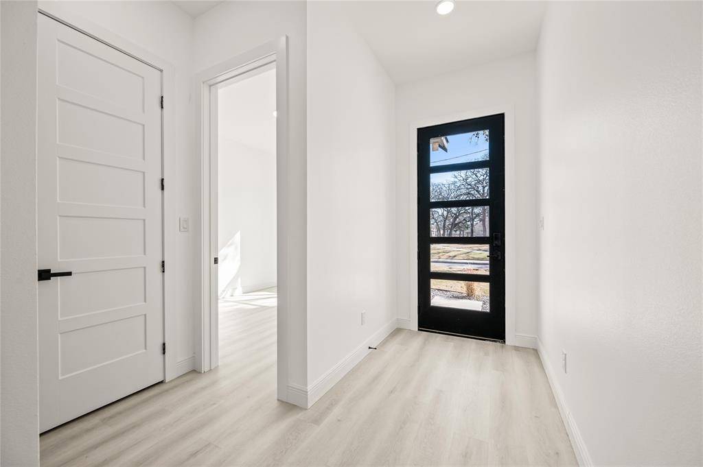 Dallas, TX 75215,3323 Reed Lane