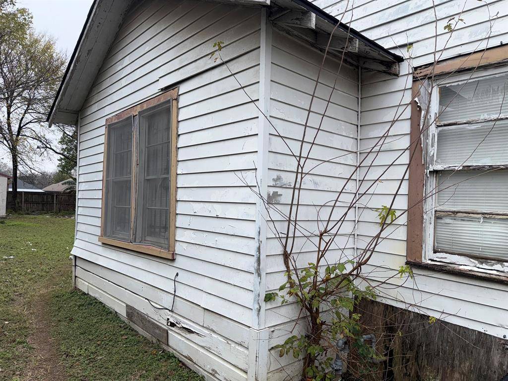 Dallas, TX 75216,1418 E Overton Road