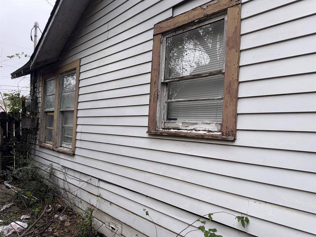 Dallas, TX 75216,1418 E Overton Road