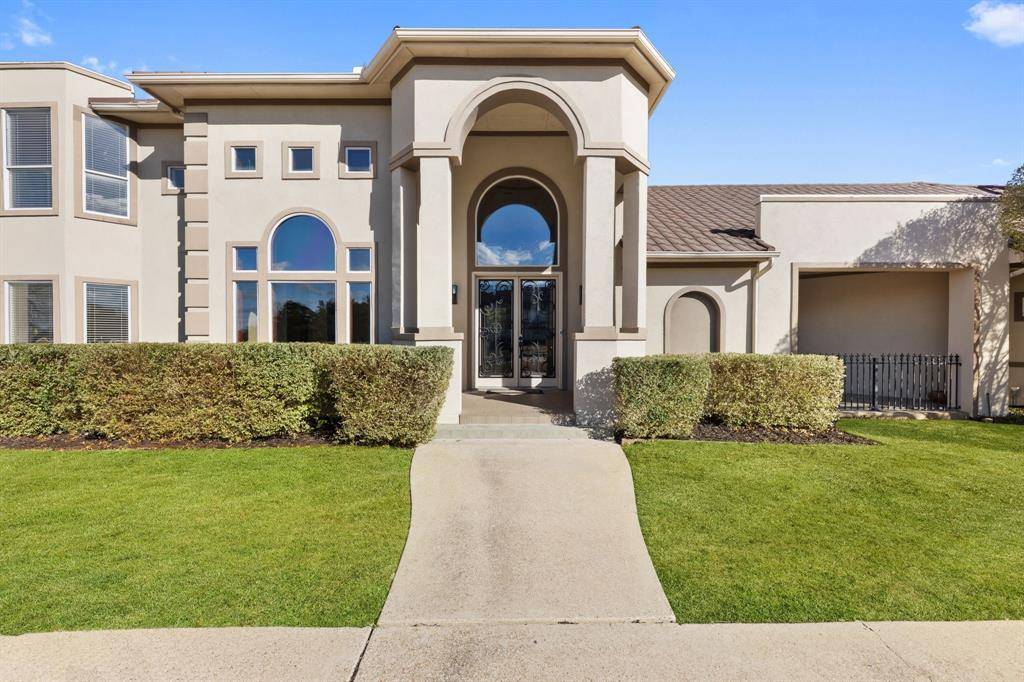 Desoto, TX 75115,1202 Regents Park Court