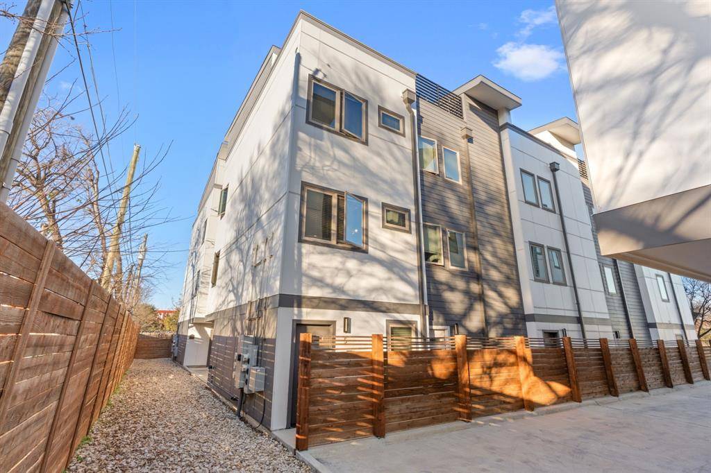 Fort Worth, TX 76104,1118 Galveston Avenue #5