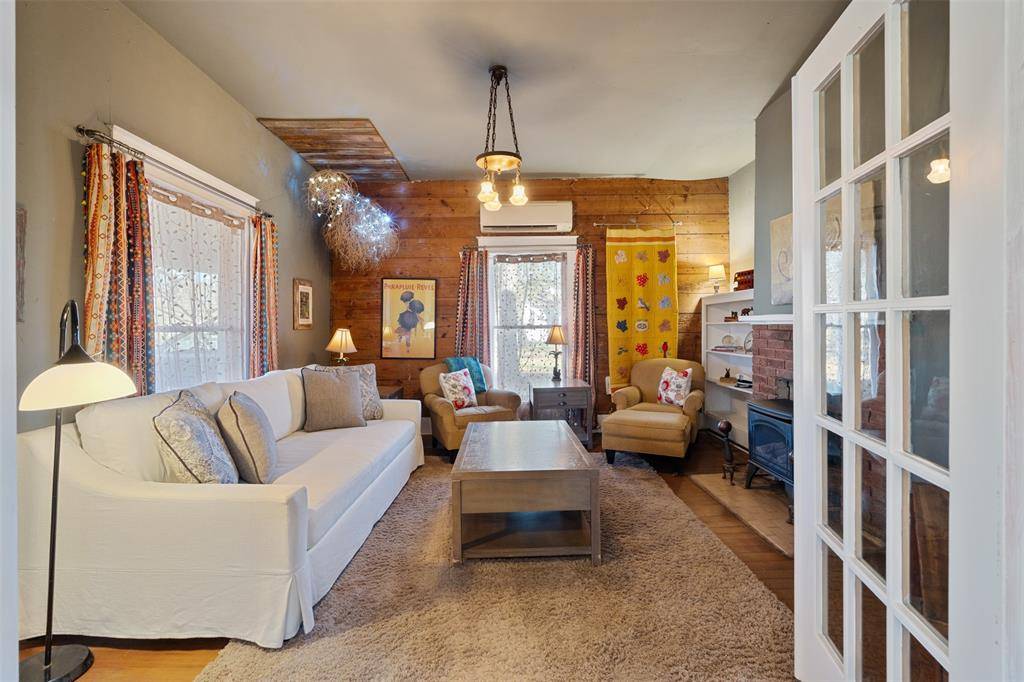 Terrell, TX 75160,508 N Virginia Street