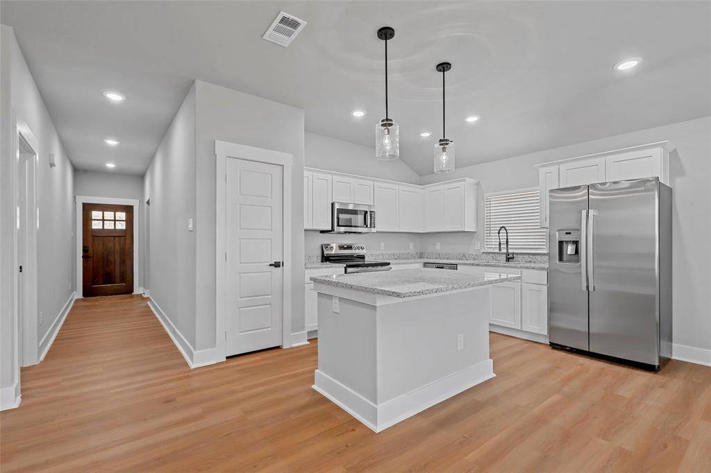 Tolar, TX 76476,468 Peace Lily Way