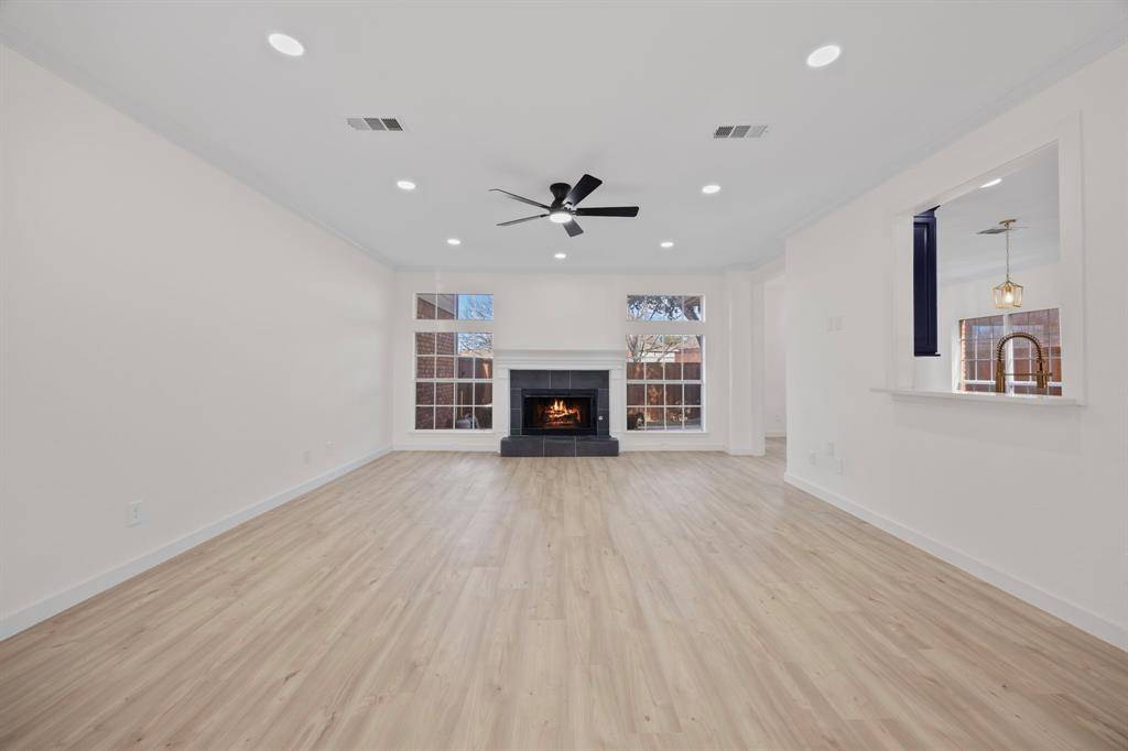 Dallas, TX 75248,7323 Highland Heather Lane