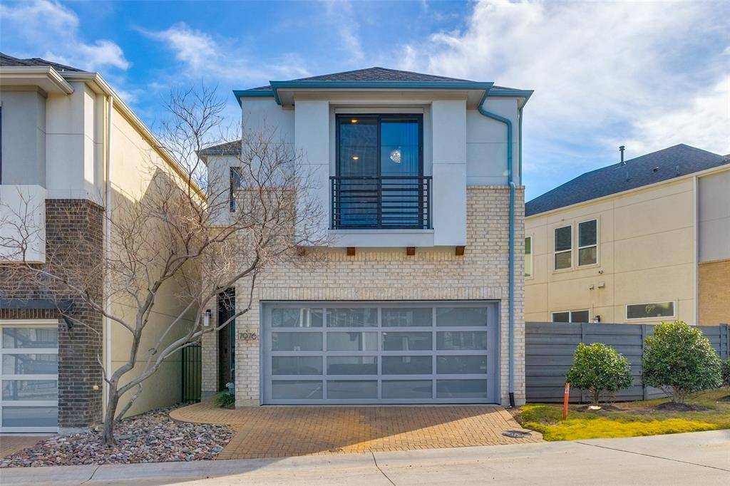 Dallas, TX 75231,7976 Minglewood Lane