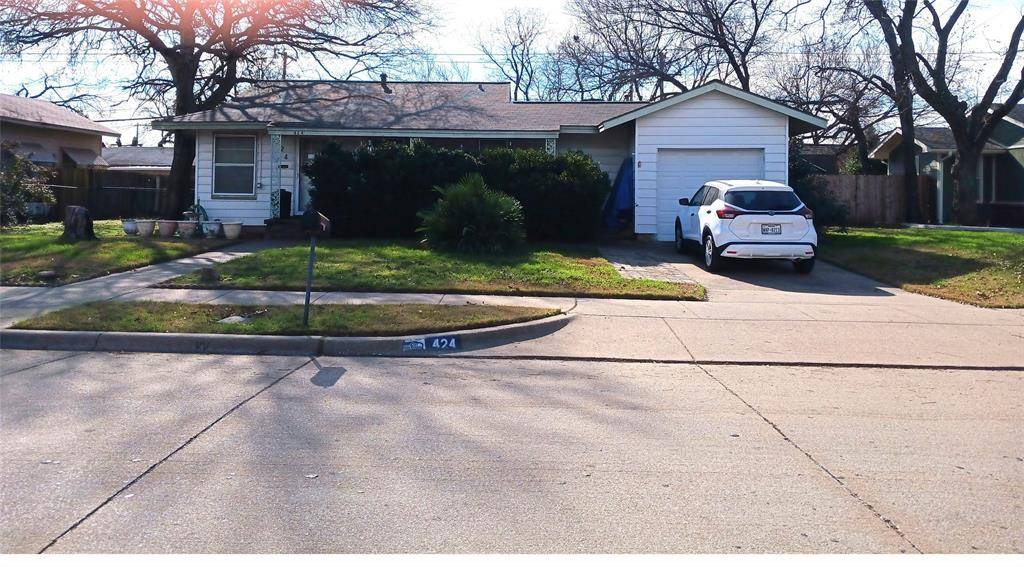 Hurst, TX 76053,424 E Ellen Avenue