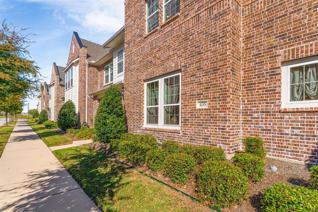 Fairview, TX 75069,435 Madison Avenue