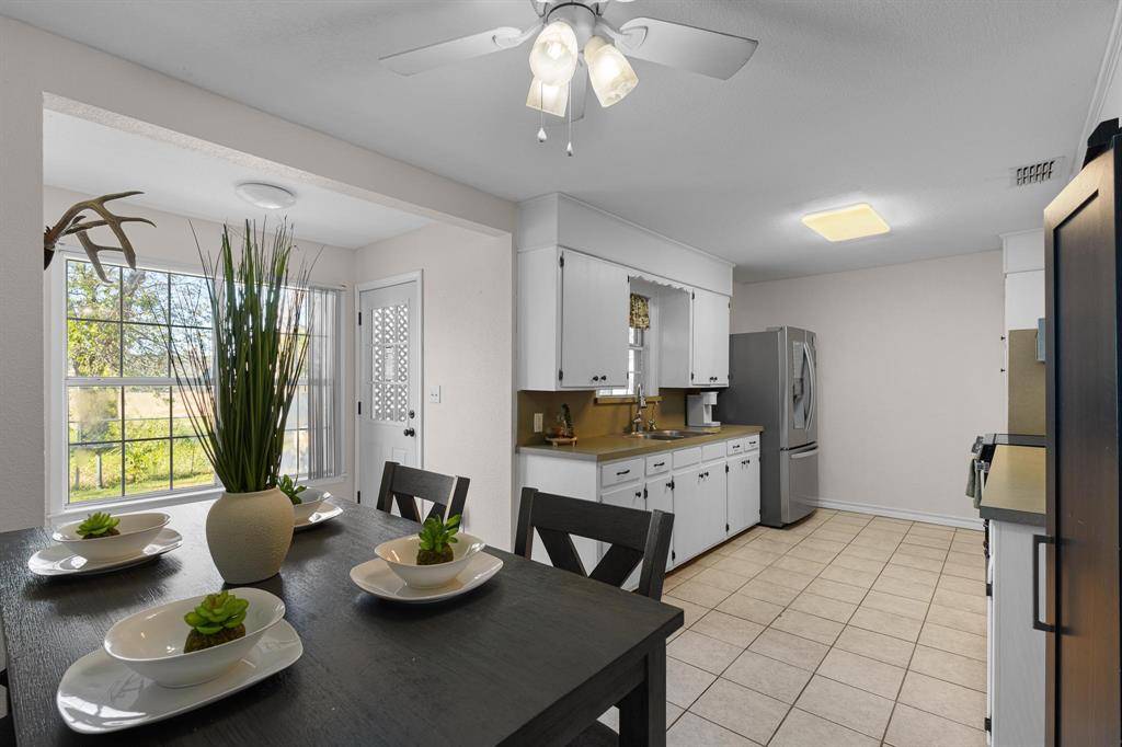 Paradise, TX 76073,638 Main Street