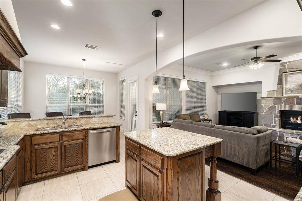 Allen, TX 75013,843 Bear Crossing Drive