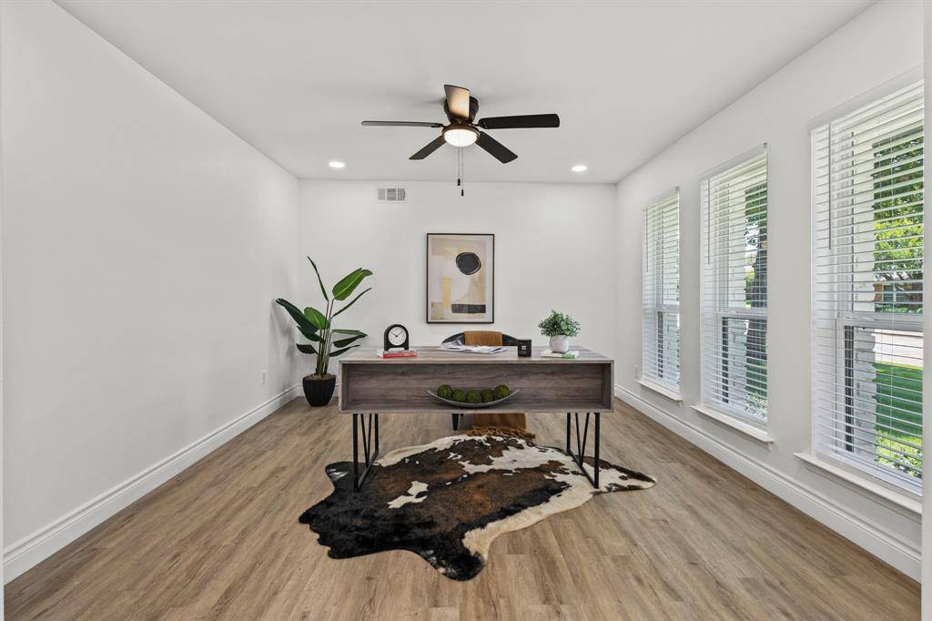 Dallas, TX 75244,4105 Candlenut Lane