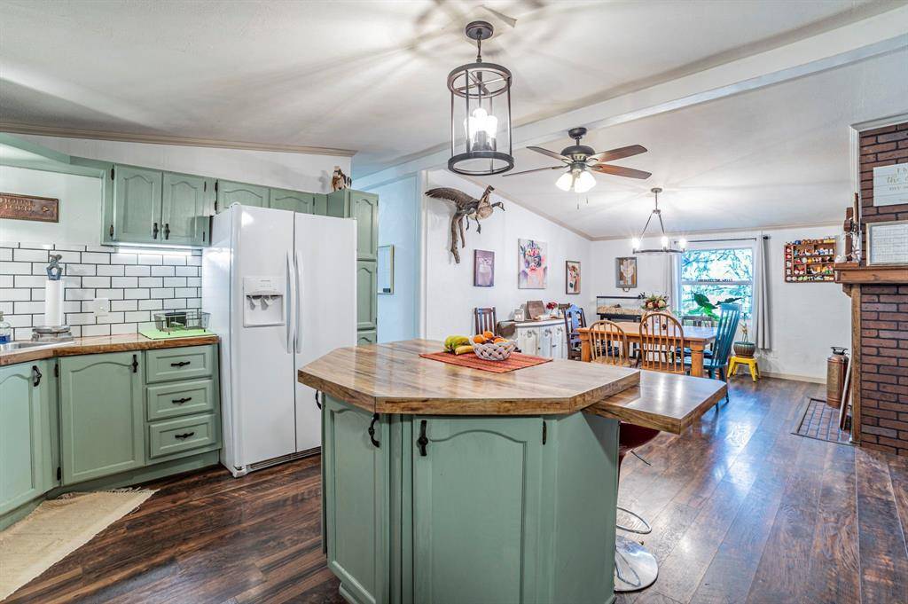 Justin, TX 76247,13589 Sam Reynolds Road