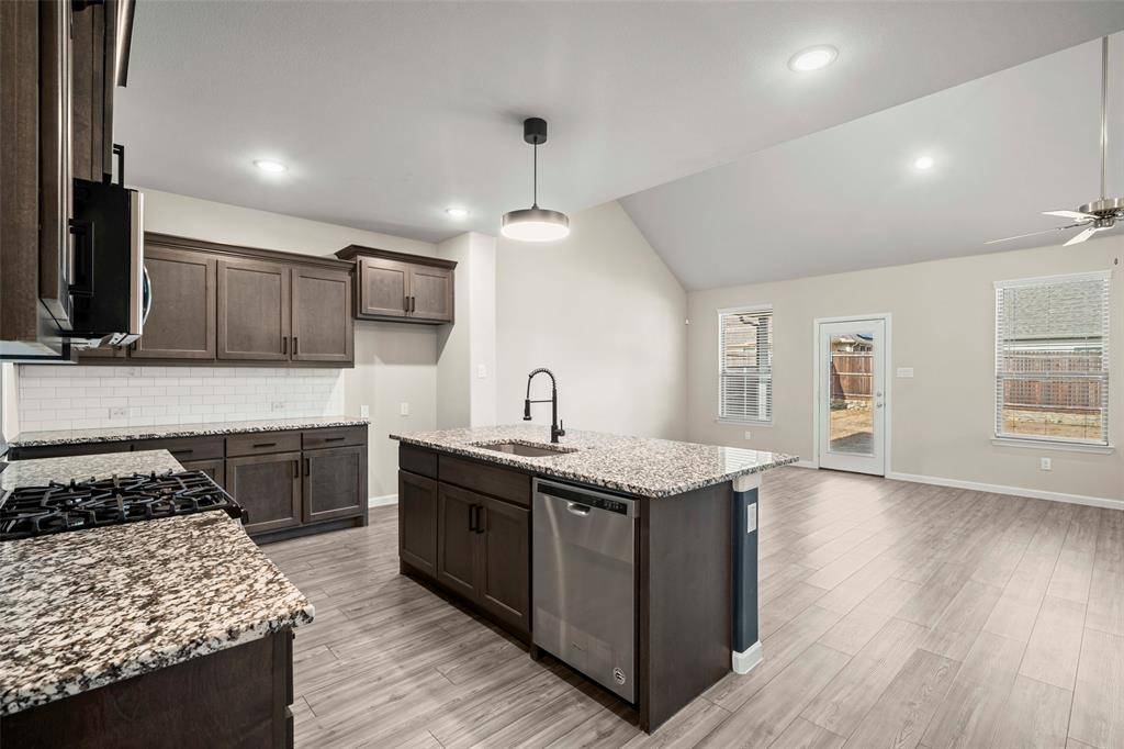 Princeton, TX 75407,452 Deer Canyon Way