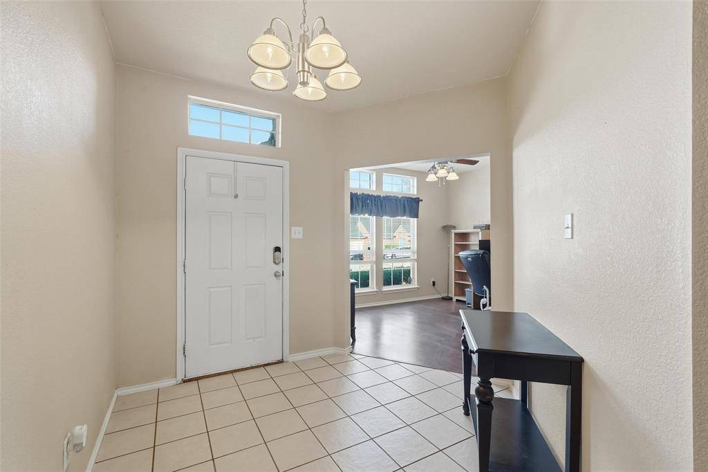 Arlington, TX 76002,602 Mesa Ridge Court