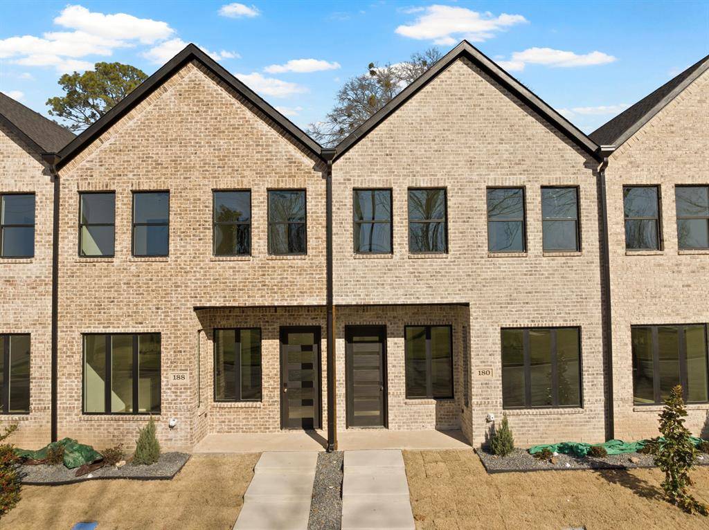 Mount Pleasant, TX 75455,196 W 17 th Street