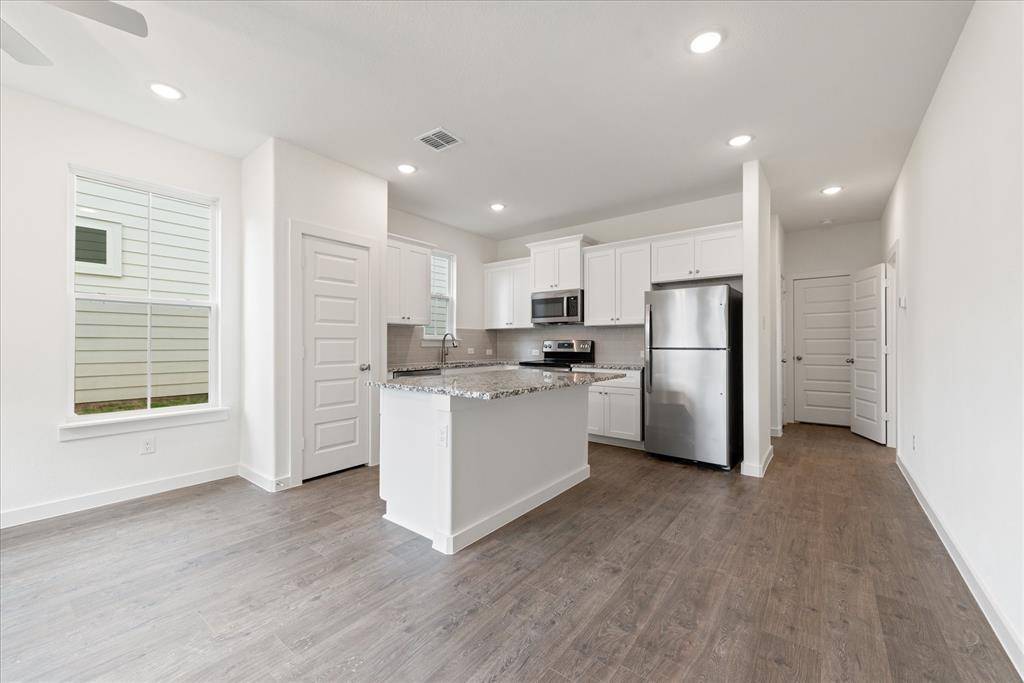 Runaway Bay, TX 76426,1226 Elm Court