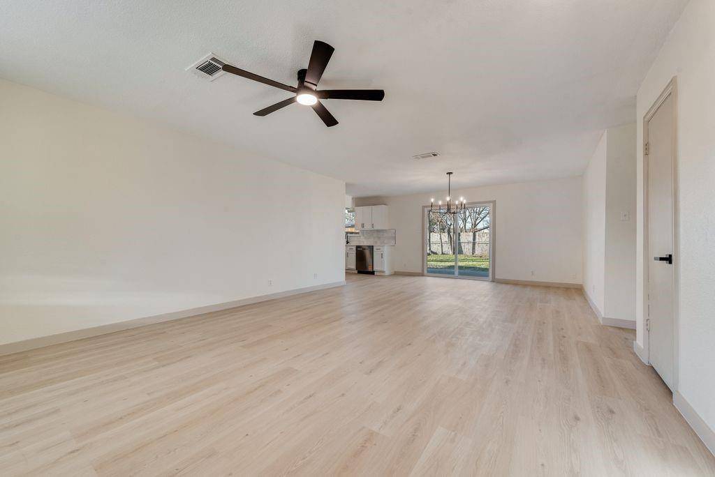 Watauga, TX 76148,5713 Saramac Drive