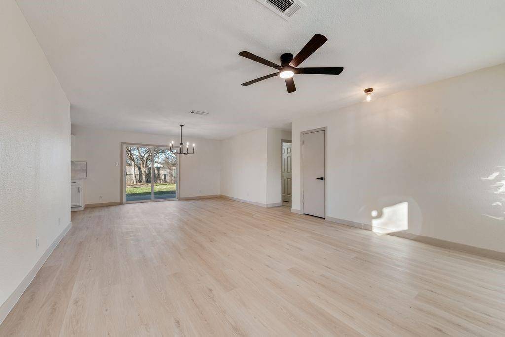 Watauga, TX 76148,5713 Saramac Drive