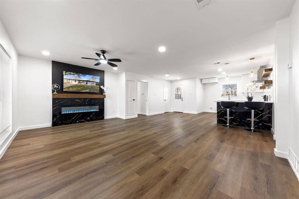 Dallas, TX 75228,3227 Mayhew Drive