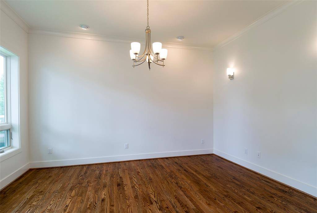 Dallas, TX 75209,7507 Robin Road