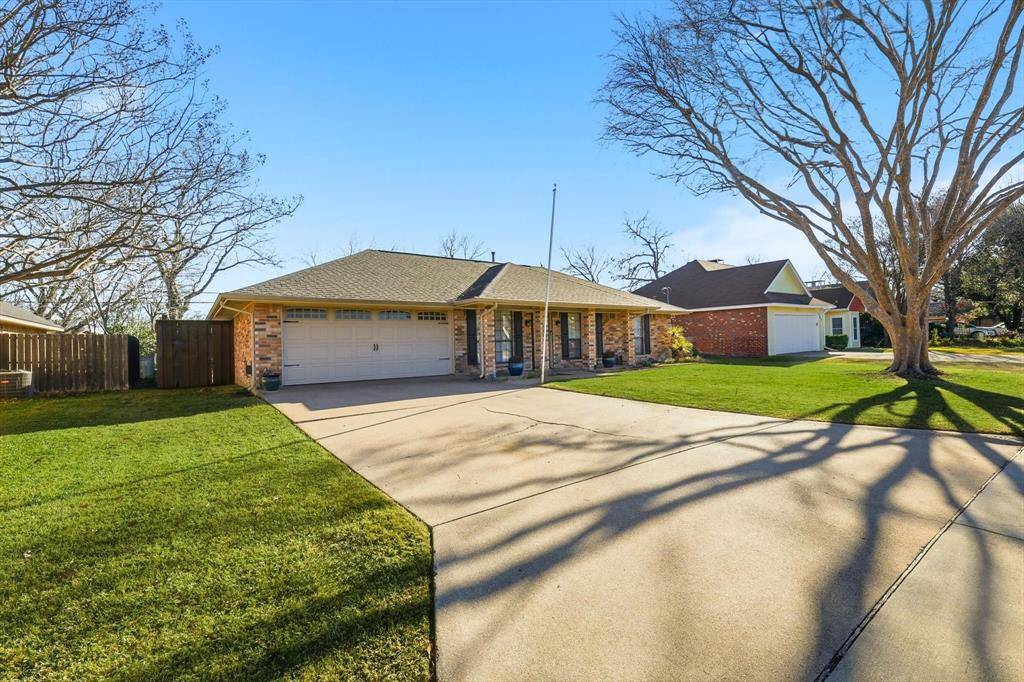 Waxahachie, TX 75165,210 Morene Avenue