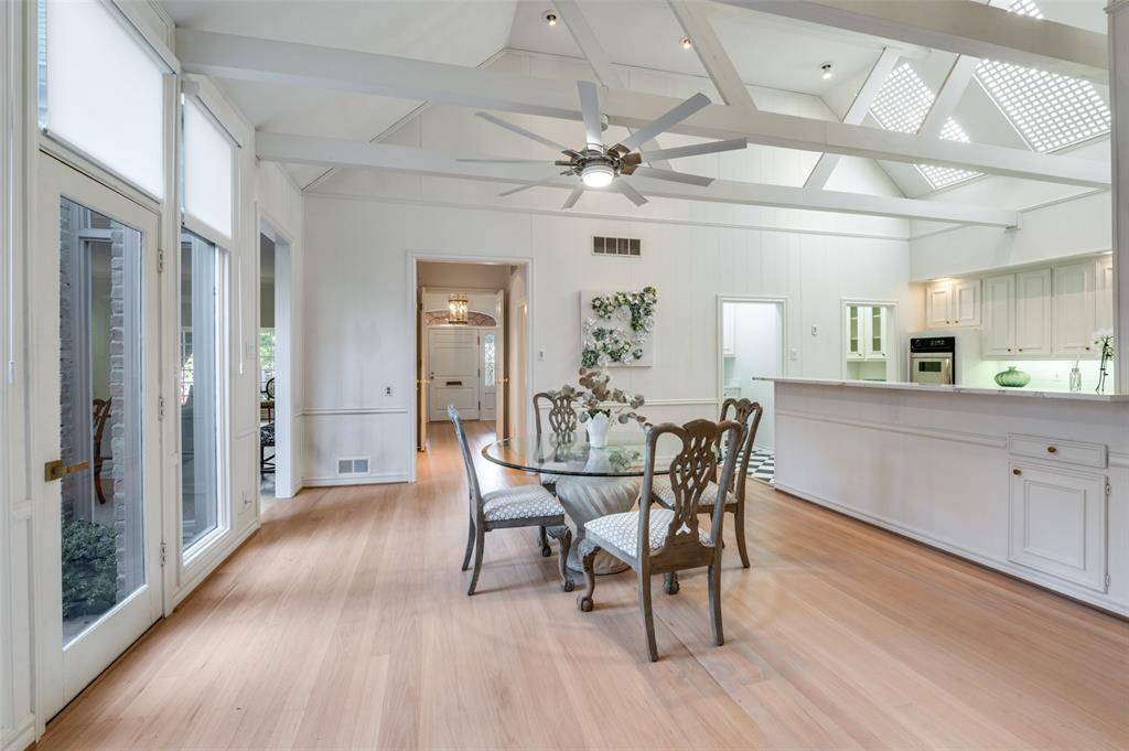 Dallas, TX 75209,5865 Farquhar Lane