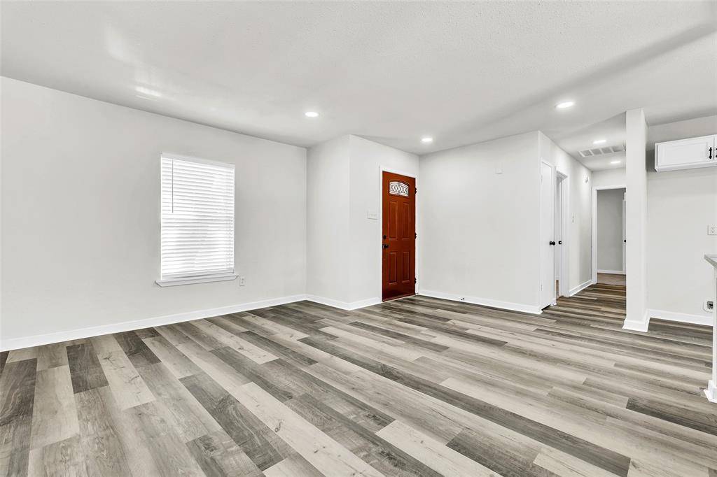 North Richland Hills, TX 76182,6321 Little Ranch Road