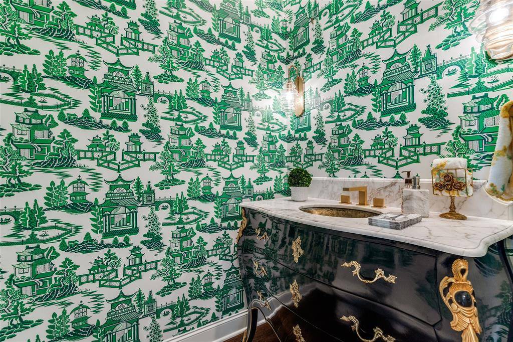 Dallas, TX 75219,4240 Prescott Avenue #4D