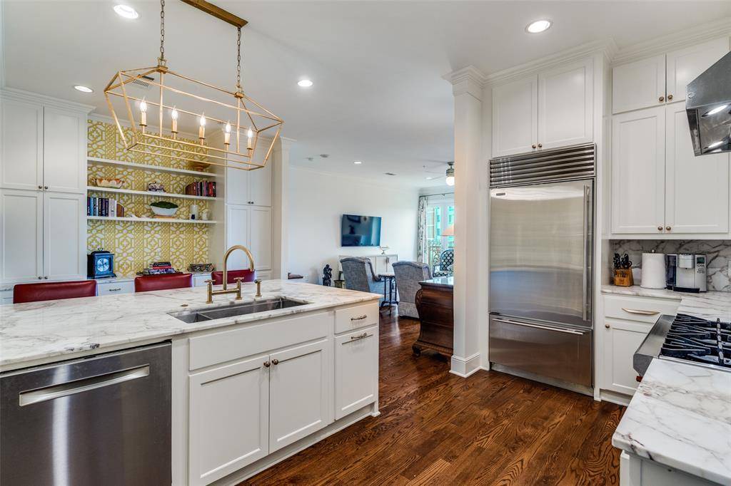 Dallas, TX 75219,4240 Prescott Avenue #4D