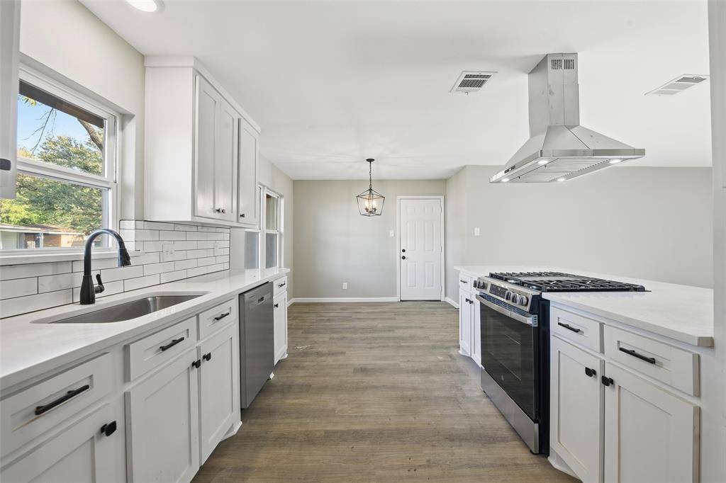 North Richland Hills, TX 76180,8012 Laura Street