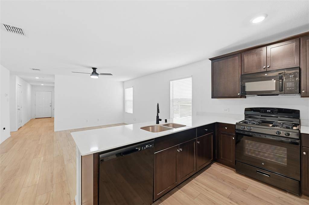 Fort Worth, TX 76179,9729 Motley Drive