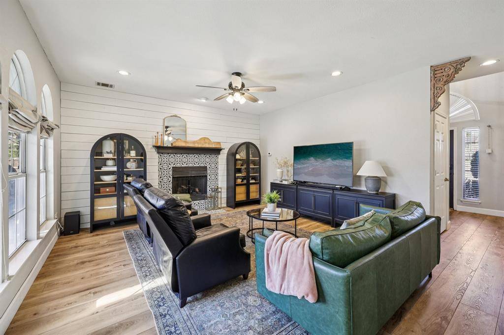 Allen, TX 75002,800 Clearlake Drive