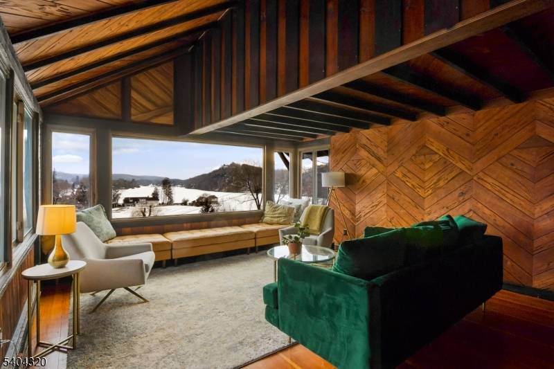 Sparta Twp., NJ 07871,77 W Shore Trl