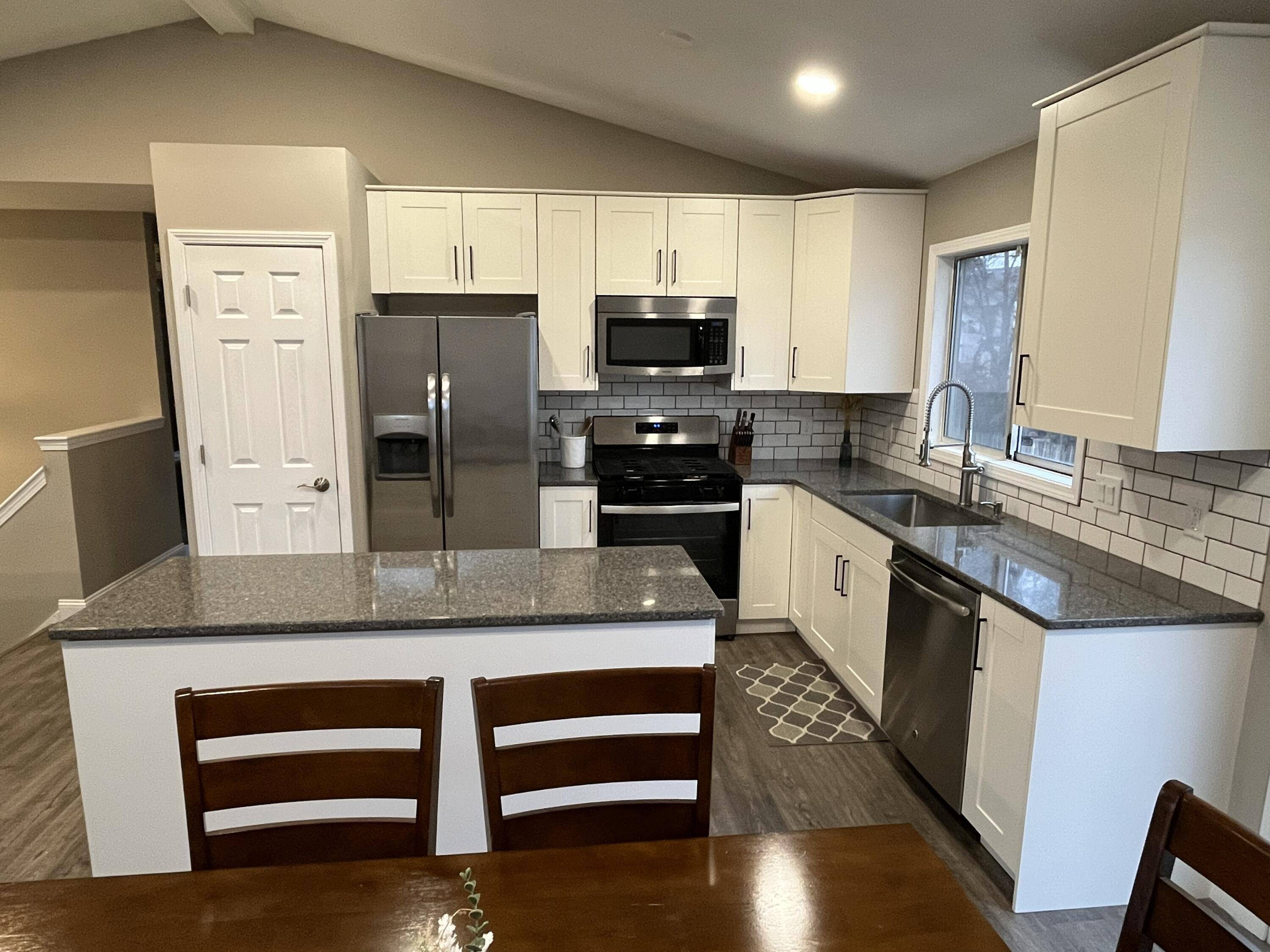 Kentwood, MI 49548,755 Springwood DR SE