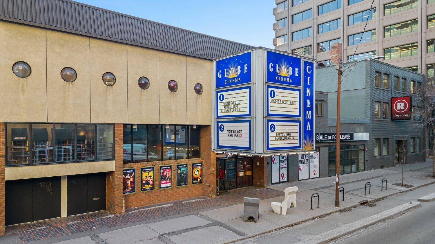 Calgary, AB T2P 1H1,617 8 AVE SW