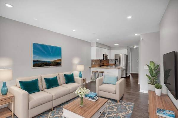 Oshawa, ON L1H 0B7,58 Avenue ST