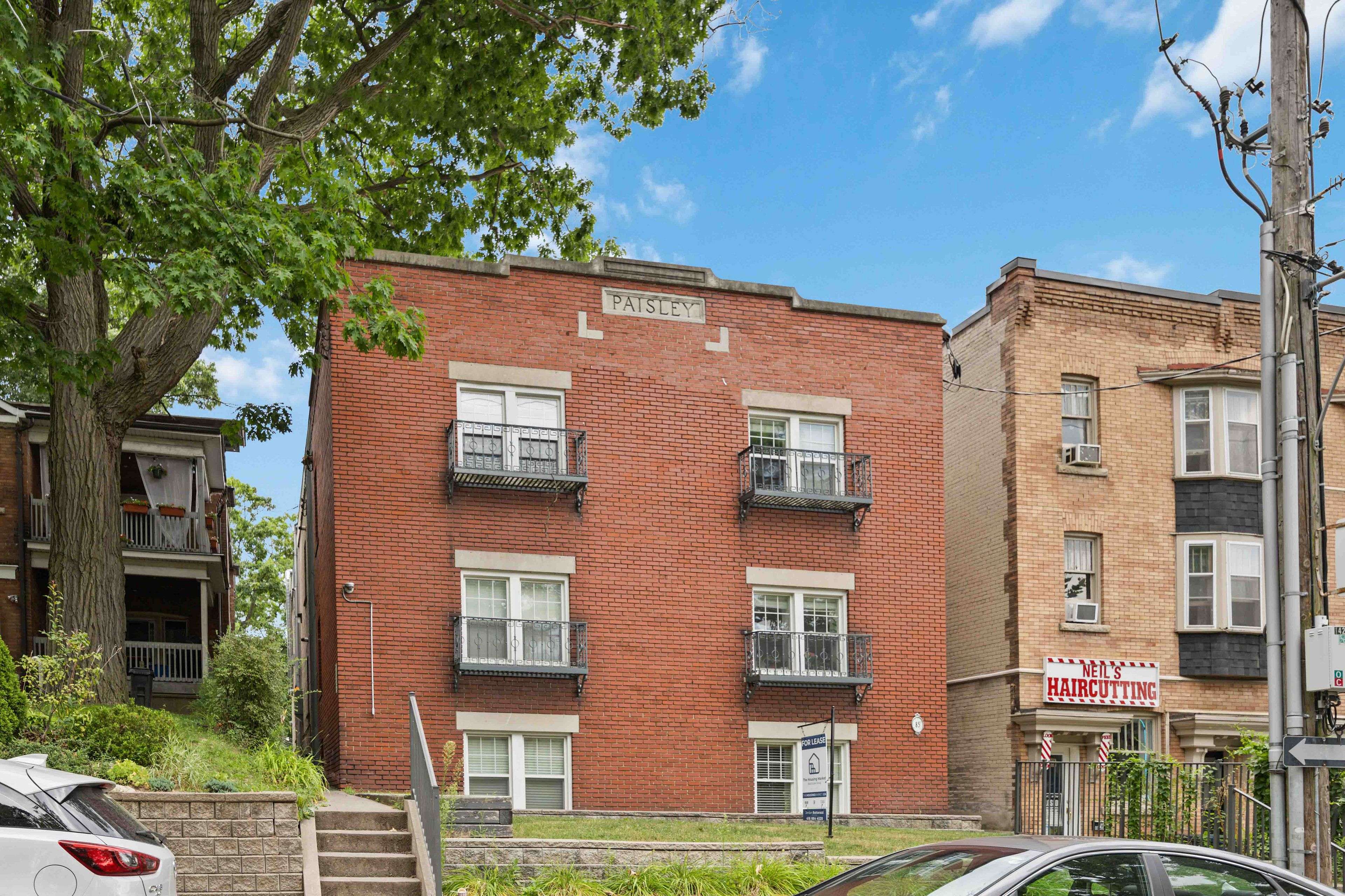 Toronto E02, ON M4E 3H5,85 Beech AVE #4