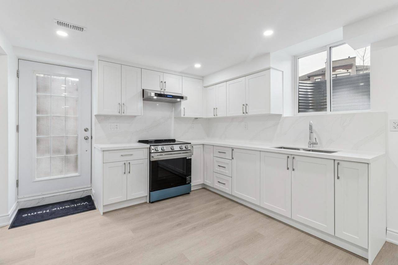 Vaughan, ON L4H 5E9,151 Coldwell Bay CIR #BSMT